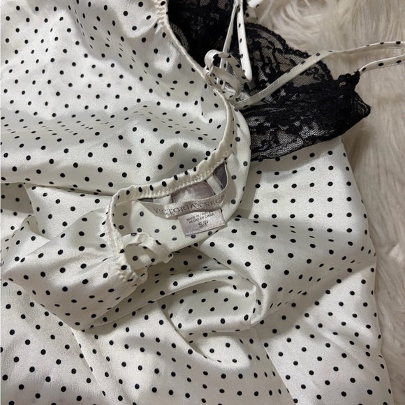 Victoria’s Secret Satin Slip - Picture 2 of 4